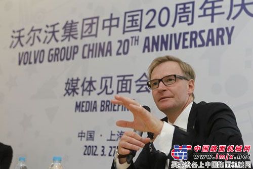 现任沃尔沃CEO欧罗夫佩森在中国媒体见面会