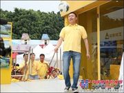 双雄对决 临工广州客户助威中超联赛