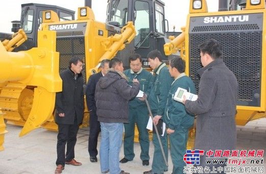 山推通过省质监局产品质量统计调查检验