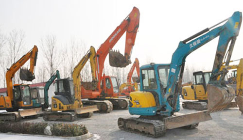  中國挖掘機行業：2013有望回暖