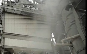 玛连尼4000型沥青混凝土生产片段