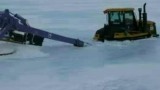 卡特履帶拖拉機在 南極 拋錨被困