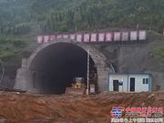 2013年一季度铁路基建投资545亿 同比增长28.0% 