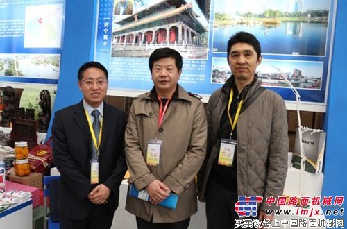 山推参展第十七届西洽会