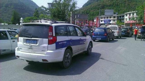 中联重科救援队赶往四川雅安地震灾区
