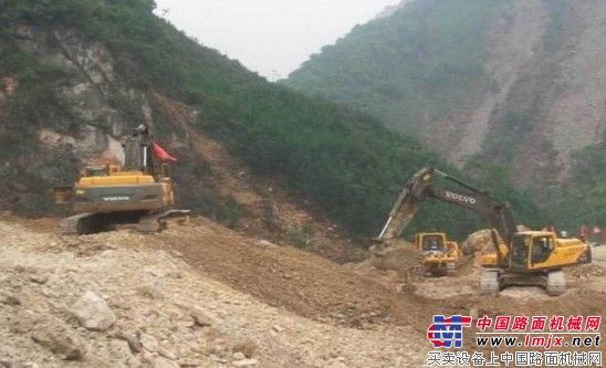 心系雅安 沃尔沃建筑设备争分夺秒支援灾区
