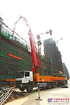 全球三橋最長全鋼臂架50米泵車成功施工