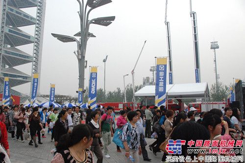 徐工消防设备成套系列引爆北京消防展