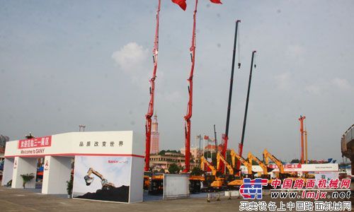 三一携全系列配套件亮相第二届长沙配博会
