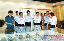 中非基金、国家开发银行山东省分行一行访问中国重汽
