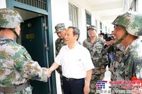 徐工民兵听党指挥 能打胜仗勇缚苍龙