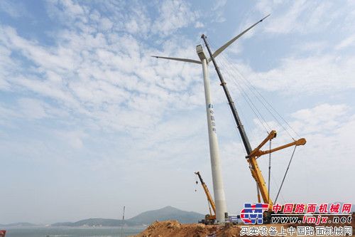 风之骄子：徐工1200吨全地面起重机显力福建风电建设