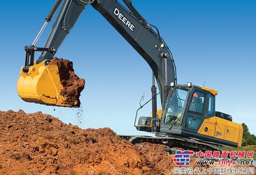 约翰迪尔加快产品中国化 推出津产E210和E240挖掘机