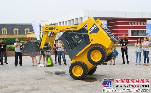 盖尔（GEHL）滑移装载机发力中国市场