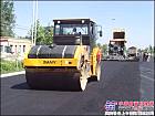 三一路面机械助新疆城镇化建设