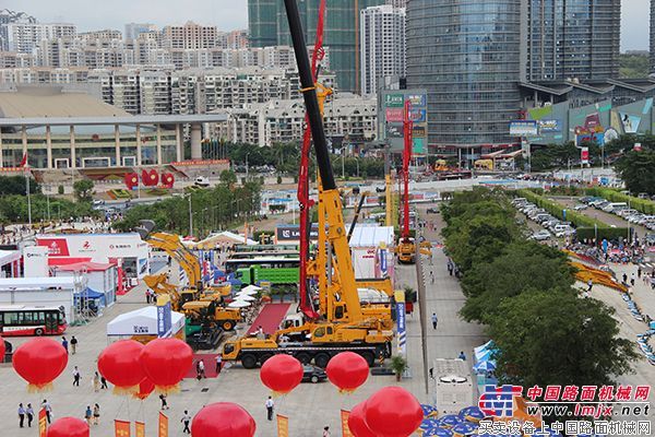 徐工：第十届中国-东盟博览会展雄风