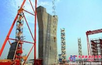 港珠澳大桥2000～2800吨预制墩台成功吊装