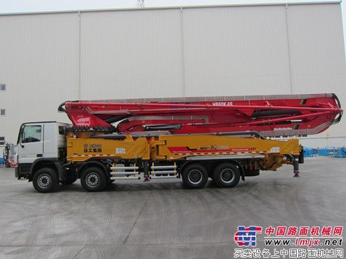 “中德混血”徐工HB60K混凝土泵車將亮相北京展
