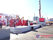 三一33台新品出击BICES 2013