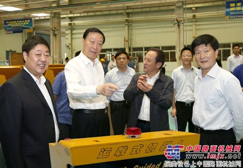 江苏省省委书记罗志军调研徐工