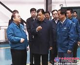 刘云山深入中国重汽调研