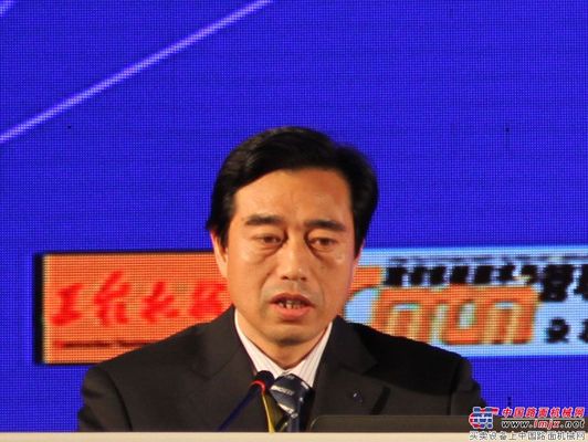 徐工李锁云：自主创新战略驱动转型升级