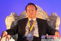 福田雷沃國際重工有限公司副總經理王偉先在高層對話中發表講話
