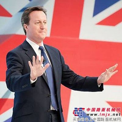 英国首相卡梅伦访华 JCB工程设备列队迎接