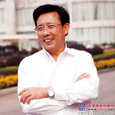梁稳根：直面挑战 坚定信念 勇往直前