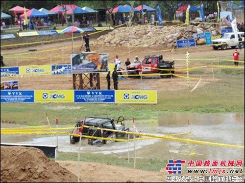 徐工LOGO“妆”点斯里兰卡场地越野赛