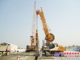 新型宝峨GB 34液压抓斗参建苏州地铁项目