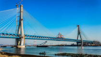 柳州欧维姆助力合福铁路铜陵长江大桥斜拉索工程建设