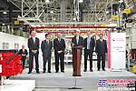 美國國務卿約翰•克裏訪問北京福田康明斯發動機公司