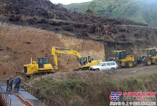 “徐工金”助天堑变通途