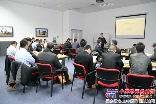 JCB中国2014年第1期新品培训圆满完成
