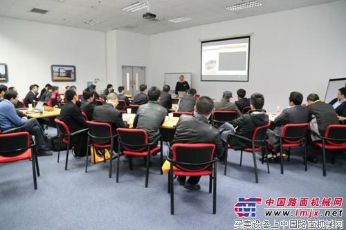 JCB中國2014年第1期新品培訓圓滿完成