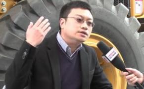 中国路面机械网对话成工品牌经理游宇
