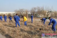 山重建机团委组织开展植树活动