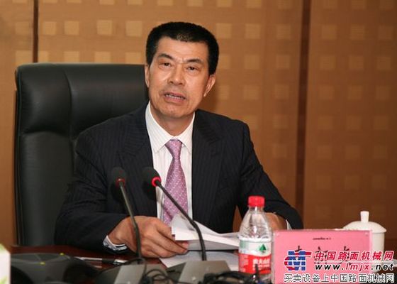 龙工李新炎：工程机械行业已进入发展新时期