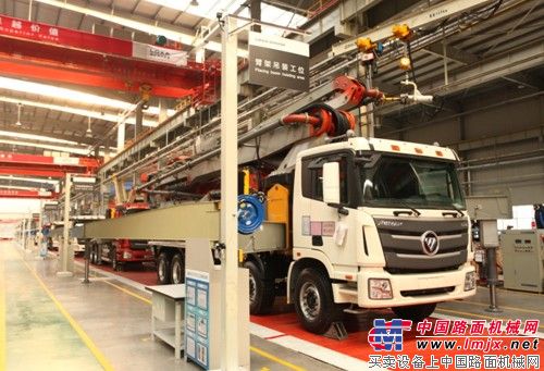 无接触、低排放、智能化雷萨重机工厂北京投产