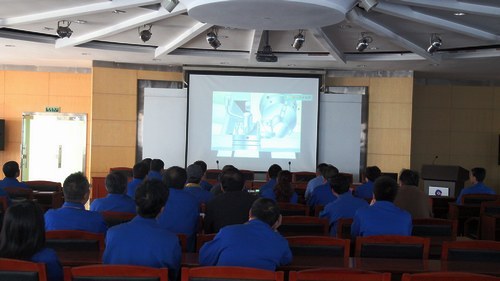 陕建机召开一季度安全生产会