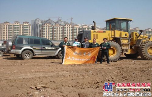 山推装载机助力革命老区吕梁新城建设