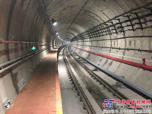 十五局六公司天津地铁2号线机延线工程全线顺利完工