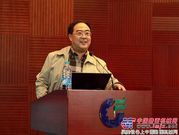 《今日开讲》助轮式挖掘机寻中国“动力”