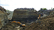 5台三一挖機緊急參與哥倫比亞特大礦難事故救援