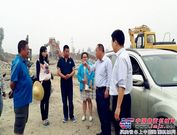 湖北省宜城市交通运输局机关干部到工地进行社会实践活动