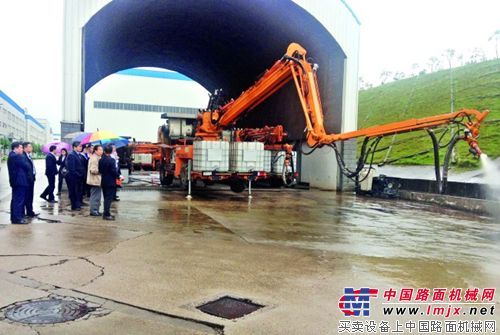 中联重科智能化高适应性混凝土湿喷台车整体技术达到国际先进水平