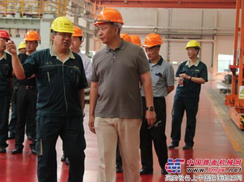 中地海外建设集团纪为民总裁一行到访山推楚天