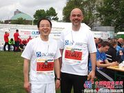 徐工集团欧洲子公司联合参加德国杜塞尔多夫2014年度马拉松接力长跑