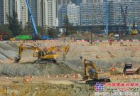 徐工挖掘机群助建香港中环“新地标”